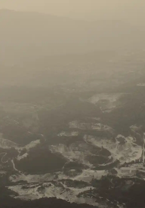 Terra Dei Buchi. Ediz. Ital fronte