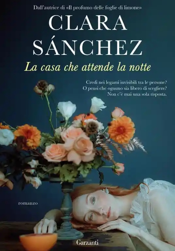 Casa Che Attende La Notte (la)